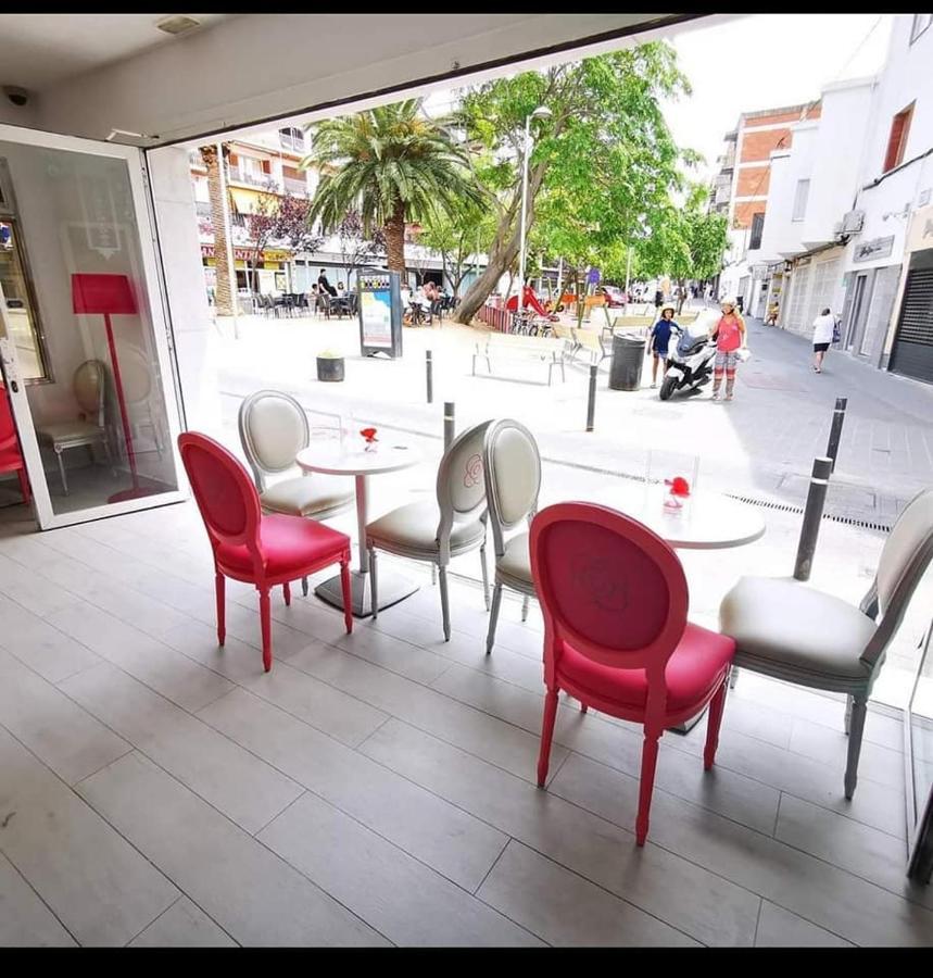 H Bella Mar Roses Hotel Luaran gambar