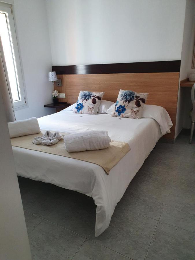 H Bella Mar Roses Hotel Luaran gambar